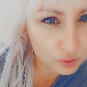 Meet your Posher, Amelia